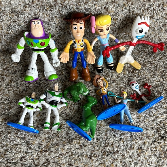 Disney figurine lot - Picture 2 of 10